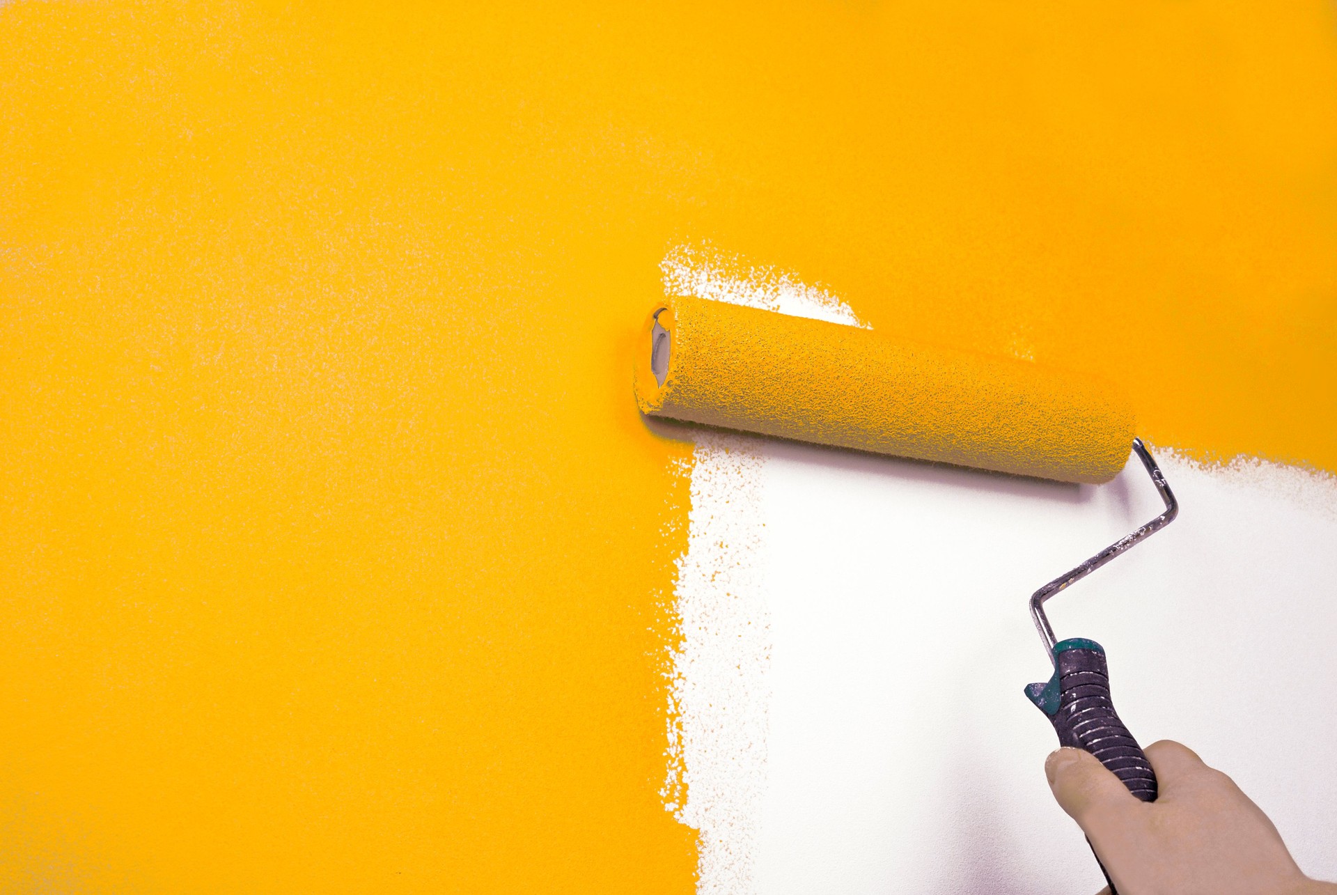 hand painting wall